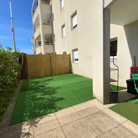 The Bounin - - Parking And Swimming Pool! 度假居