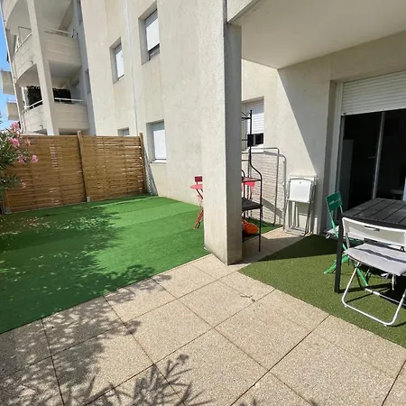 The Bounin - - Parking And Swimming Pool!