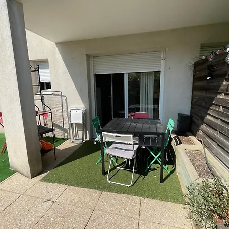 The Bounin - - Parking And Swimming Pool! 度假居 *